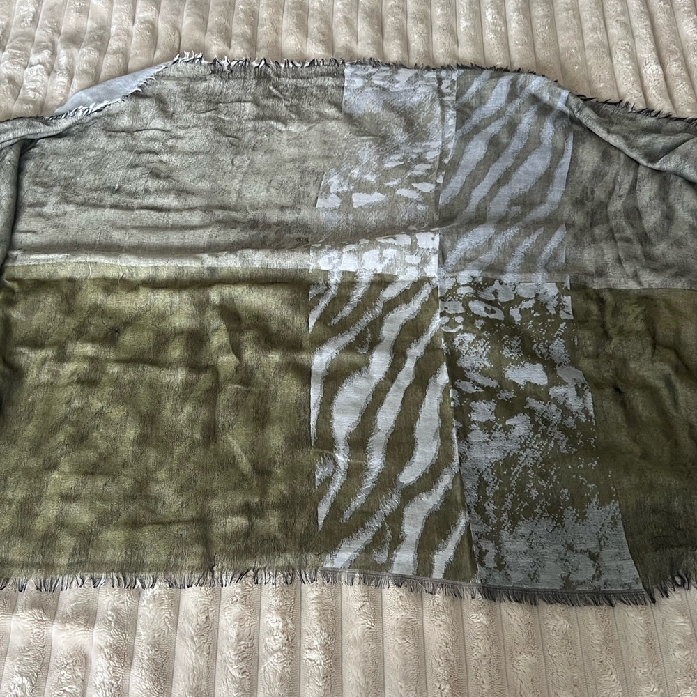 Vince Camuto Olive and Gray Scarf
